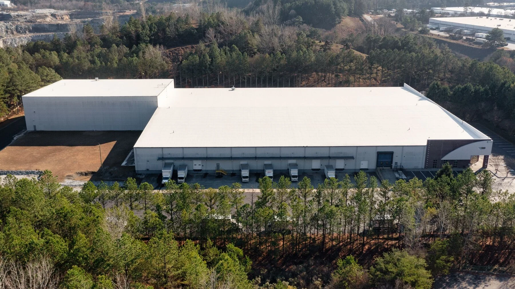 Distribution Center Roofing in Salem, OR